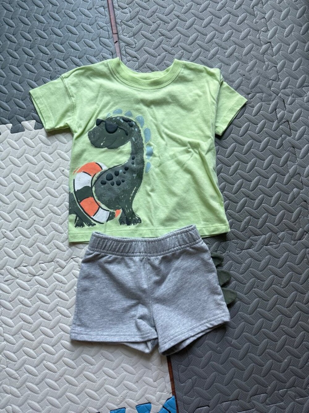 Carters 2T Boys Shirt & Shorts Set